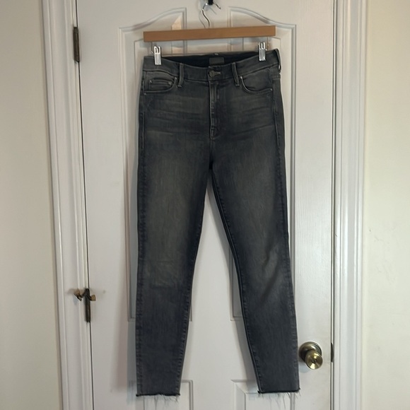 Mother | The Looker Frayed Ankle Jeans In Huntress Size 28/6 Gray Raw Hem 90s - Picture 4 of 13